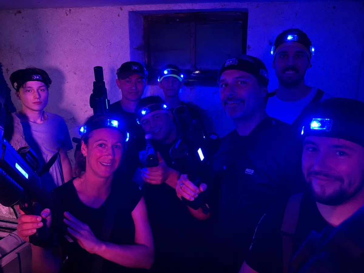 AGS-Team beim Lasertag