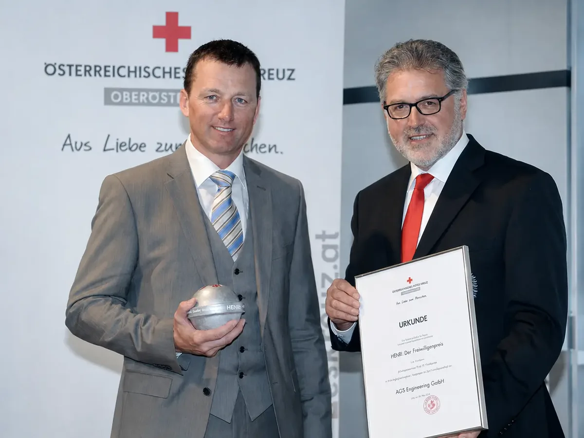 Presentation of the Henri volunteer award by the Upper Austrian Red Cross